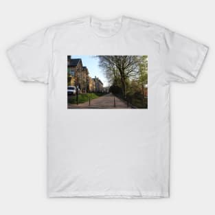 Buxton Pavilion Garden Broad Walk Derbyshire, GB T-Shirt